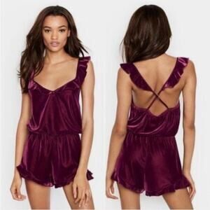 Victoria's Secret Velvet Velour Ruffle Cami Romper Sleepwear Burgundy Wine - S